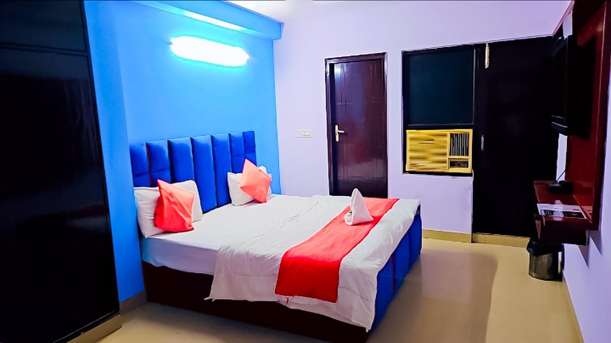 Happy Inn - Near Saket Metro New Delhi Exterior foto